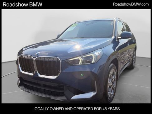 Used 2023 BMW X1 xDrive28i AWD/4WD image 1