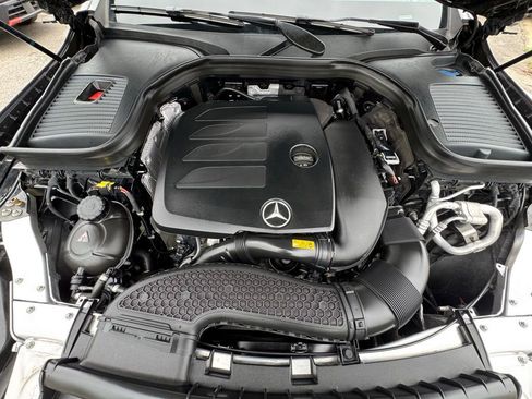 Used 2022 Mercedes-Benz GLC 300 4MATIC image 32