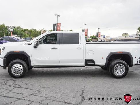 Used 2024 GMC Sierra 3500 Denali w/ Denali Reserve Package AWD/4WD image 22