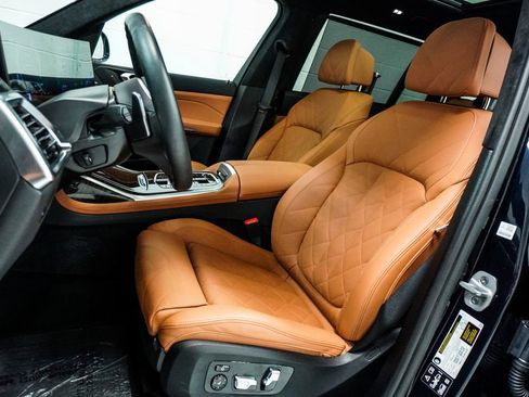 Used 2026 BMW X7 xDrive40i w/ M Sport Package AWD/4WD image 6