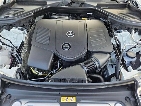Used 2026 Mercedes-Benz GLC 300 image 16
