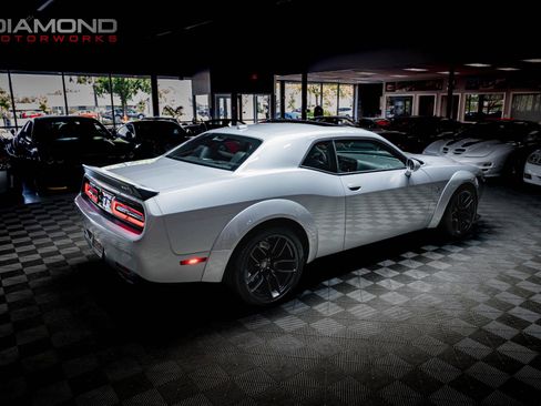 Used 2023 Dodge Challenger SRT Hellcat image 4