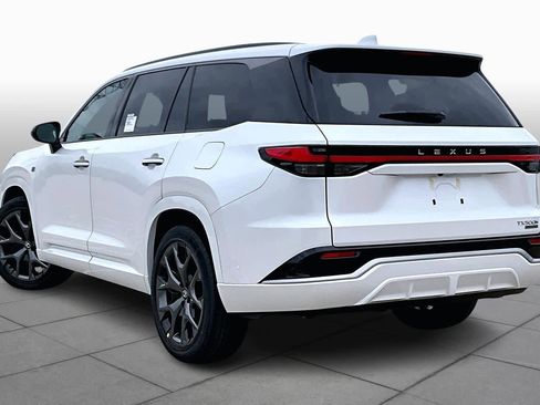 New 2026 Lexus TX 500h AWD image 4