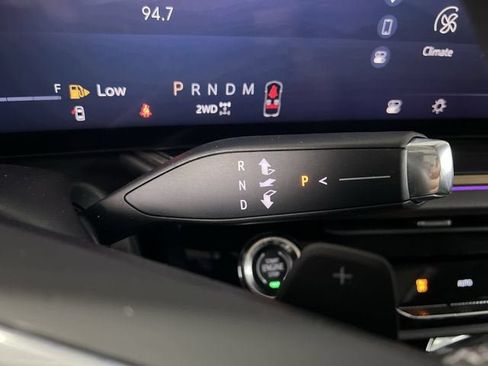 Certified 2024 Buick Envision Avenir AWD/4WD image 16