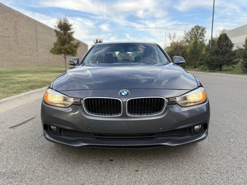 Used 2016 BMW 320i Sedan image 9