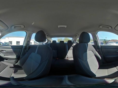 Used 2025 Nissan Sentra SV FWD image 42