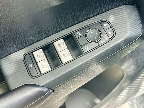 New 2026 Mitsubishi Outlander ES FWD image 18