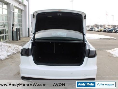 Used 2018 Audi A6 2.0T Premium image 11