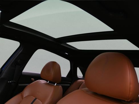 Used 2023 Kia K5 GT w/ GT1 Package image 42