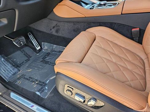 New 2026 BMW X6 xDrive40i w/ Climate Comfort Package image 4