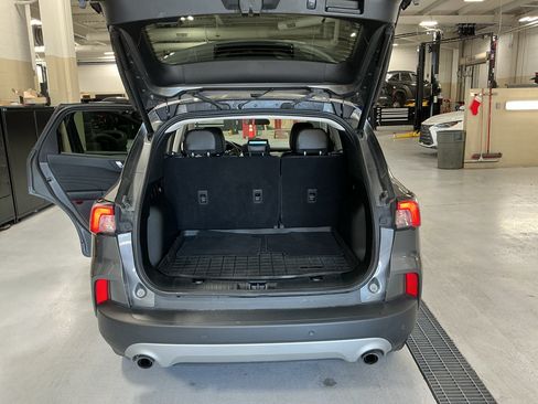 Used 2022 Ford Escape SEL AWD/4WD image 11