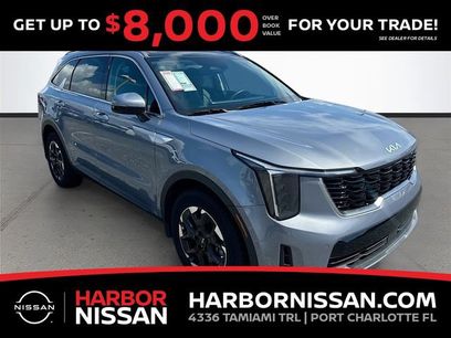 Used 2025 Kia Sorento S w/ Panoramic Sunroof Package