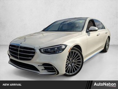Used 2023 Mercedes-Benz S 500 4MATIC image 1