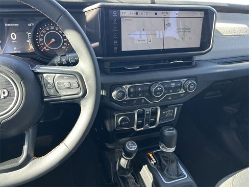 Used 2024 Jeep Wrangler Sport S image 18