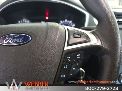 Used 2016 Ford Fusion SE w/ SE Cold Weather Package FWD image 6