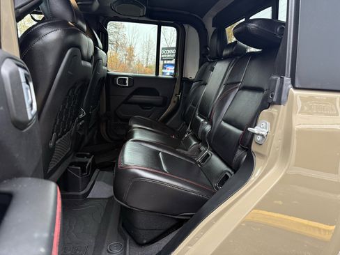 Used 2020 Jeep Gladiator Rubicon image 14