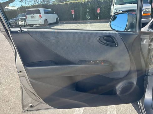 Used 2007 Honda Fit image 26