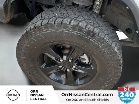 Used 2022 Jeep Wrangler Unlimited Sahara AWD/4WD image 9