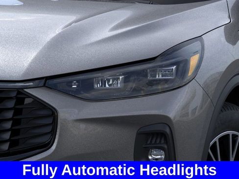 New 2024 Ford Escape SE w/ PHEV Premium Package image 18