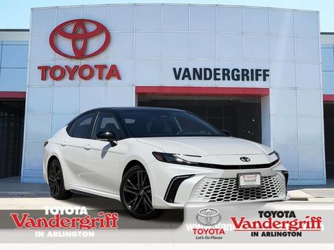 Used 2026 Toyota Camry XSE FWD image 1