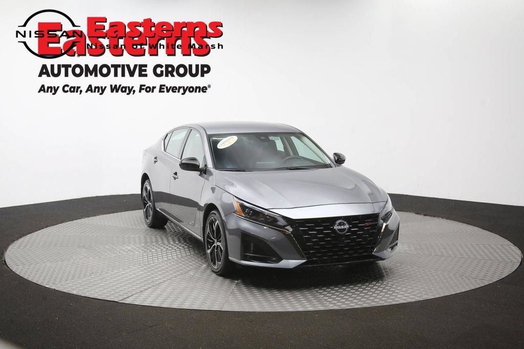 Used 2025 Nissan Altima 2.5 SR AWD/4WD image 51