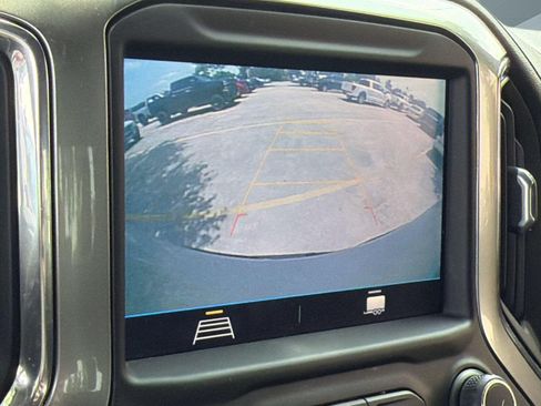 Certified 2021 Chevrolet Silverado 1500 LT Trail Boss w/ Bed Protection Package AWD/4WD image 19