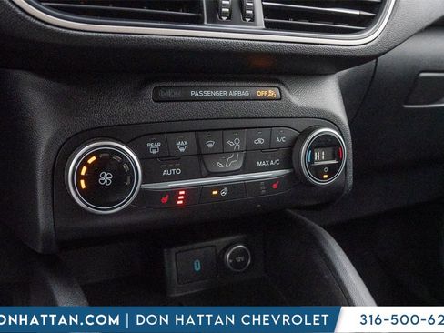 Used 2020 Ford Escape SEL image 9