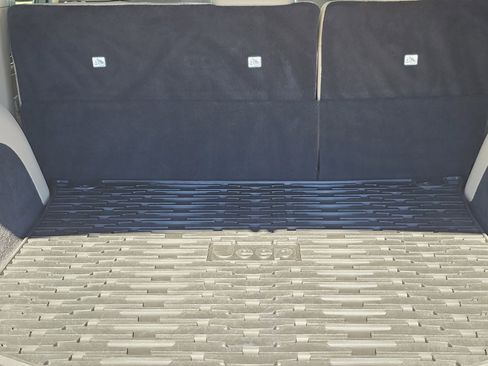 Used 2018 Jeep Grand Cherokee Limited image 13