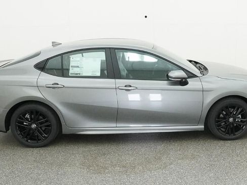 New 2026 Toyota Camry SE FWD image 11
