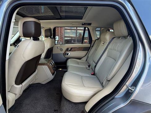 Used 2018 Land Rover Range Rover Long Wheelbase Supercharged image 23