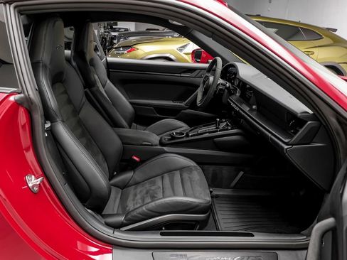 Used 2024 Porsche 911 Carrera GTS w/ Premium Package RWD image 30