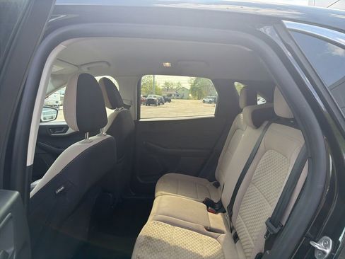 Used 2022 Ford Escape SE FWD image 5