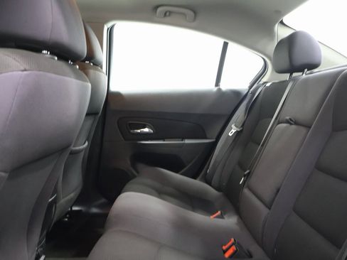 Used 2014 Chevrolet Cruze LT image 25