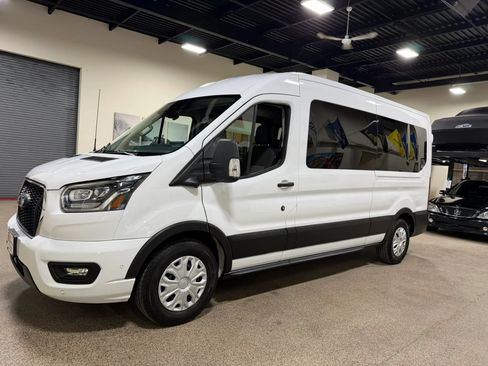 Used 2023 Ford Transit 350 XLT RWD image 10