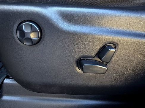 Used 2021 Jeep Grand Cherokee Laredo image 15