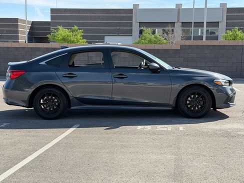 Used 2022 Honda Civic LX image 7