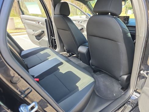 Used 2025 Honda Civic Sport image 11