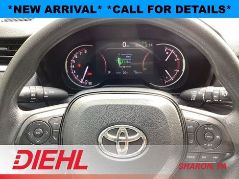 Used 2019 Toyota RAV4 Adventure AWD/4WD image 24
