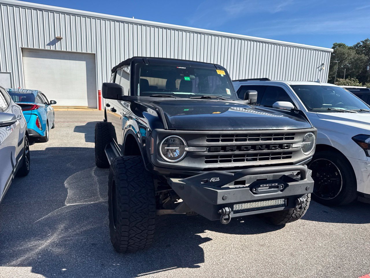 Used 2022 Ford Bronco 4-Door AWD/4WD image 3