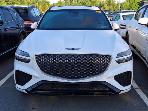 Used 2023 Genesis GV70 2.5T w/ Sport Prestige Package AWD/4WD image 3