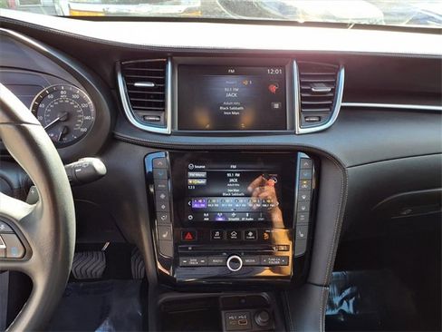 Used 2024 INFINITI QX50 Luxe image 16