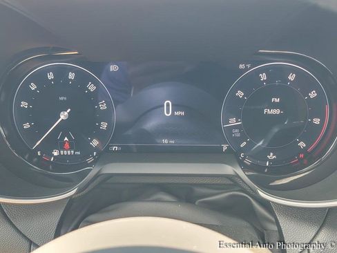 New 2025 Alfa Romeo Giulia AWD w/ Veloce Package AWD image 13