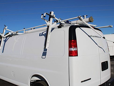 Used 2025 Chevrolet Express 2500 Extended w/ Communications Package image 12