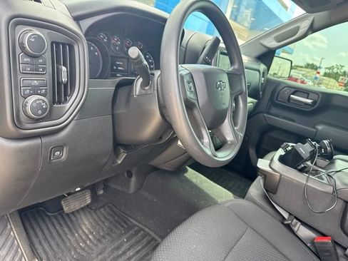 Used 2020 Chevrolet Silverado 1500 Custom Trail Boss w/ Custom Convenience Package AWD/4WD image 15