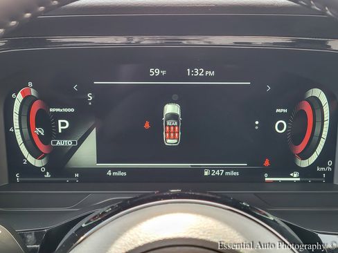 New 2025 Nissan Pathfinder Platinum image 14