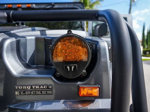 Used 2003 HUMMER H1 4-Door Open Top image 60