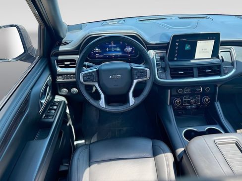 Used 2023 Chevrolet Tahoe Z71 w/ Luxury Package AWD/4WD image 23