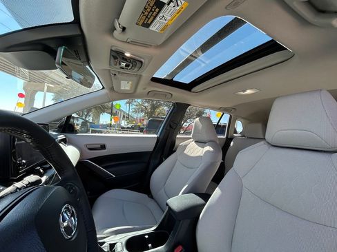 New 2025 Toyota Corolla Cross LE w/ Moonroof Package FWD image 12