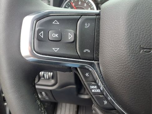 Used 2025 RAM 1500 Laramie w/ Sport Appearance Package AWD/4WD image 19