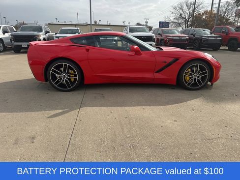 Used 2019 Chevrolet Corvette Stingray Coupe w/ Carbon Flash Badge Package image 7